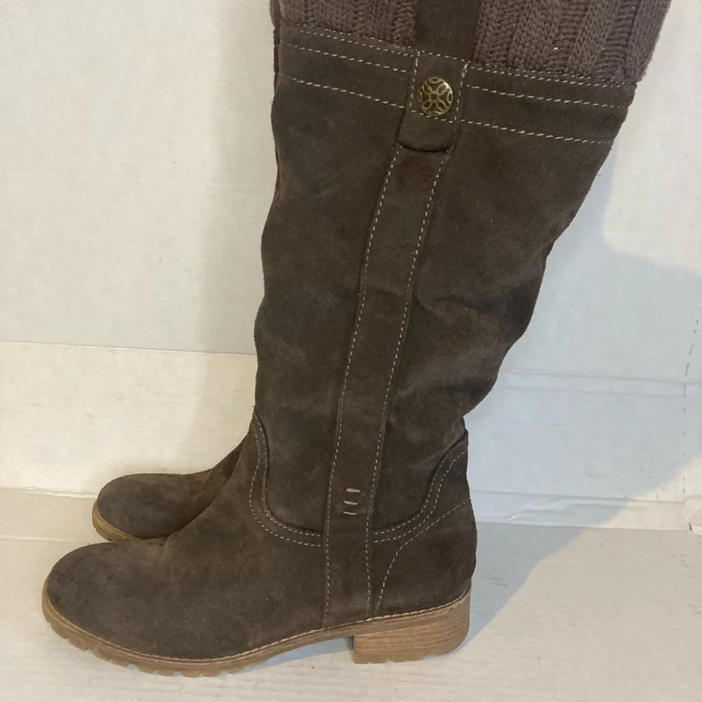 Bjorndal Woman Brown Suede Knee-High 'Stylish Boots Size 8